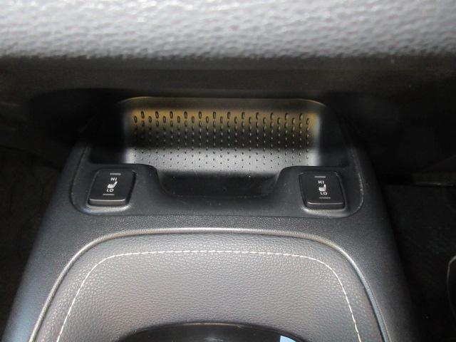 カローラスポーツ ハイブリッドＧ　２年保証　メモリーナビ　フルセグ　バックカメラ　衝突軽減ブレーキ　シートヒーター　ＬＥＤヘッドライト　ＥＴＣ　ドラレコ（13枚目）