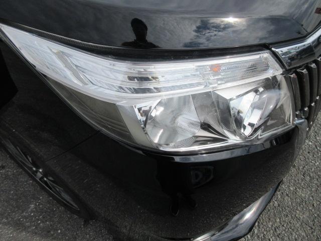 エスクァイア ハイブリッドＧｉ　２年保証　メモリーナビ　フルセグ　バックカメラ　トヨタセーフティセンス　シートヒーター　ＬＥＤヘッドライト　ドラレコ　ＥＴＣ　１７インチアルミホイール（12枚目）