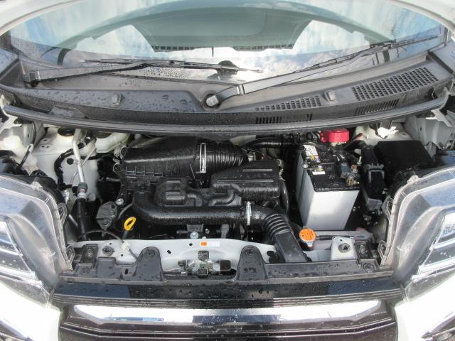 シフォン カスタムＲ　スマートアシスト　２年保証　メモリーナビ　フルセグ　バックカメラ　両側パワースライドドア　衝突軽減ブレーキ　ＬＥＤライト　ＥＴＣ（4枚目）