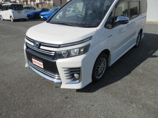 ヴォクシー ハイブリッドＺＳ　２年保証　メモリーナビ　フルセグ　バックカメラ　ＴＯＹＯＴＡセーフティセンス　ＬＥＤライト　ＥＴＣ　片側電動スライドドア（4枚目）