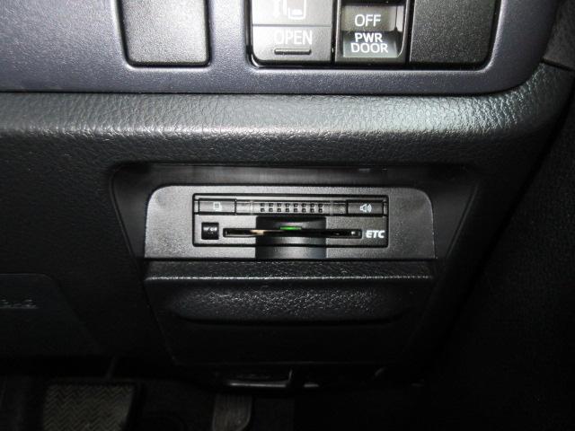 ヴォクシー ハイブリッドＺＳ　２年保証　メモリーナビ　フルセグ　バックカメラ　ＴＯＹＯＴＡセーフティセンス　ＬＥＤライト　ＥＴＣ　片側電動スライドドア（13枚目）