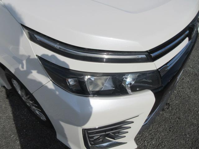 ヴォクシー ハイブリッドＺＳ　２年保証　メモリーナビ　フルセグ　バックカメラ　ＴＯＹＯＴＡセーフティセンス　ＬＥＤライト　ＥＴＣ　片側電動スライドドア（15枚目）