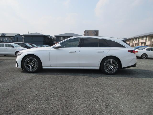 Ｅクラスステーションワゴン Ｅ２００ステーションワゴンアバギャルドＡＭＧラインＰ　デジタルインテリアＰ　レザーエクスクルーシブＰ　アドバンスＰ　ＢＳＭ．ＨＵＤ　３６０カメラ　Ｐゲート　レザーエアシート　パノラマルーフ（14枚目）