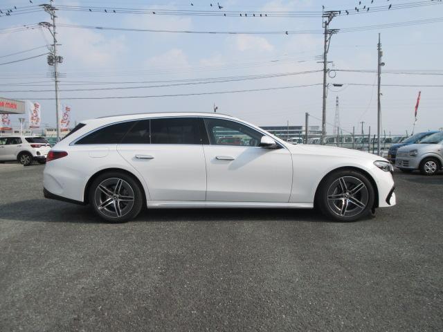 Ｅクラスステーションワゴン Ｅ２００ステーションワゴンアバギャルドＡＭＧラインＰ　デジタルインテリアＰ　レザーエクスクルーシブＰ　アドバンスＰ　ＢＳＭ．ＨＵＤ　３６０カメラ　Ｐゲート　レザーエアシート　パノラマルーフ（15枚目）