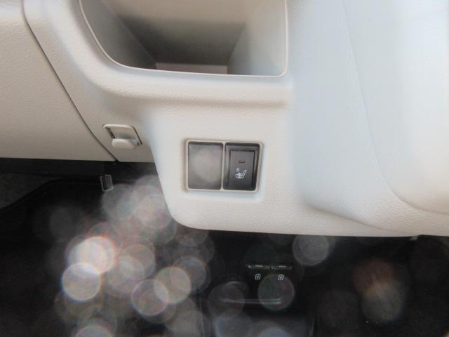 スペーシア ハイブリッドＸ　２年保証　メモリーナビ　ワンセグ　衝突軽減ブレーキ　シートヒーター　両側パワースライドドア　ドラレコ　ＥＴＣ（8枚目）