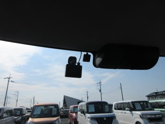 スペーシア ハイブリッドＸ　２年保証　メモリーナビ　ワンセグ　衝突軽減ブレーキ　シートヒーター　両側パワースライドドア　ドラレコ　ＥＴＣ（12枚目）