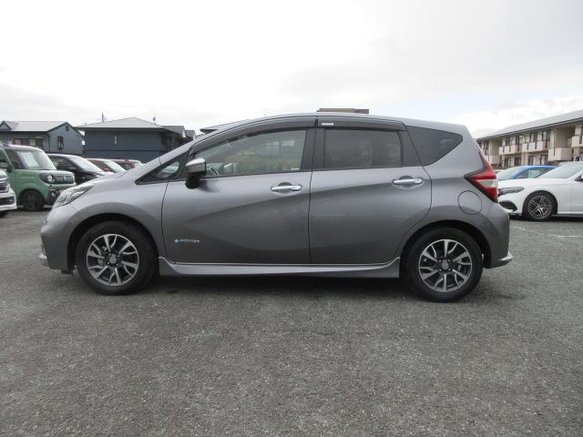 ノート ｅ－パワーオーテック　２年保証　メモリーナビ　フルセグ　アラウンドビュー　エマブレ　デジタルインナーミラー　ＬＥＤライト　ＥＴＣ　ドラレコ前後（22枚目）