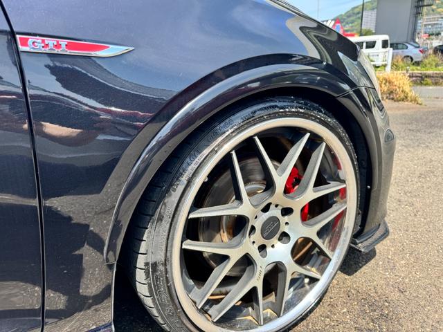 ゴルフＧＴＩ ベースグレード　車高調　鍛造ＡＷ　エアロ　レムスＭＦ　ドラレコ　サブコン　禁煙（12枚目）
