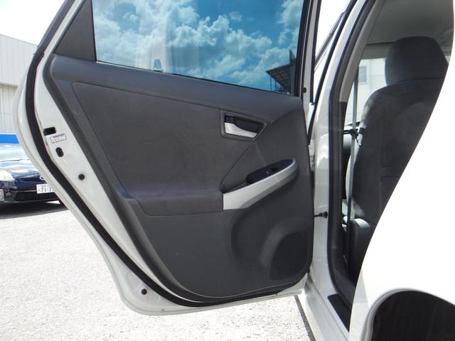 プリウス Ｇ　ＨＤＤナビ　Ｂｌｕｅｔｏｏｔｈ　ハイブリッドバッテリーリビルド済　ＥＴＣ車載器　クルーズコントロール　バックカメラ　アルミホイール　盗難防止装置　スマートキー（23枚目）