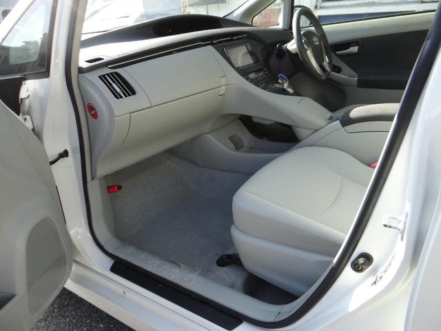 プリウス Ｓ　ＨＤＤナビ　地デジワンセグ　ハイブリッドバッテリーリビルド済　バックカメラ　ＥＴＣ車載器　スマートキー　プッシュスタート　オートエアコン（14枚目）