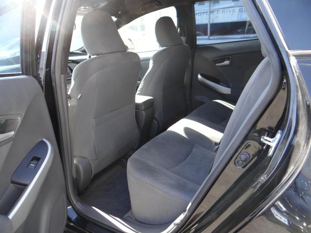 プリウス Ｓ　ＨＤＤナビ　地デジフルセグ　ハイブリッドバッテリーリビルド済　バックカメラ　Ｂｌｕｅｔｏｏｔｈ　ＥＴＣ車載器　スマートキー　Ｐスタート　社外アルミホイール（16枚目）