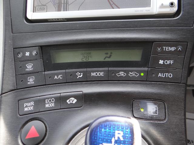 プリウス Ｓ　ＳＤナビ　ワンセグＴＶ　ハイブリッドバッテリーリビルド済　ＥＴＣ車載器　スマートキー　Ｐスタート　アルミホイール　フォグランプ　オートエアコン（23枚目）