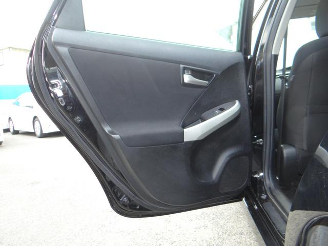プリウス Ｓ　ＳＤナビ　地デジフルセグ　ハイブリッドバッテリーリビルド済　ＨＩＤライト　ＥＴＣ車載器　アルミホイール　盗難防止装置　スマートキー　Ｐスタート　オートエアコン（17枚目）