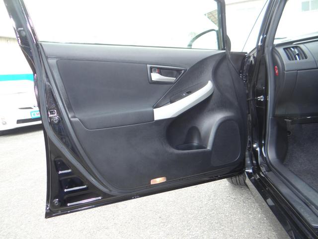 プリウス Ｓ　後期型　オーディオ　ハイブリッドバッテリーリビルド済　ＨＩＤライト　スマートキー　プッシュスタートボタン　アルミホイール　オートエアコン（15枚目）