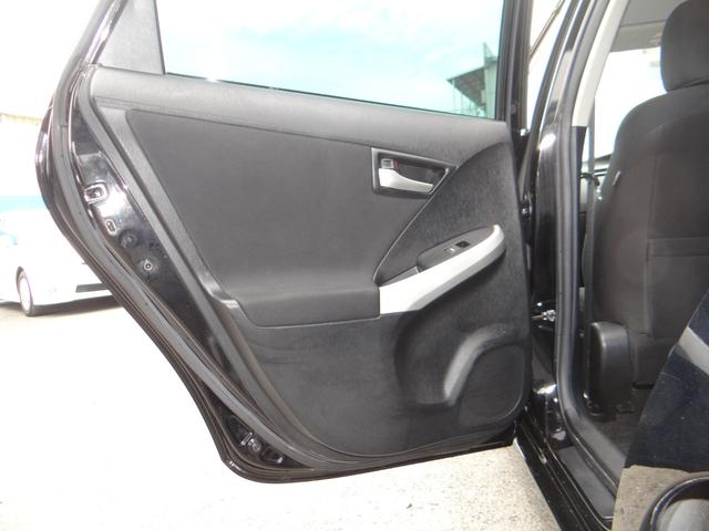 プリウス Ｓ　後期型　オーディオ　ハイブリッドバッテリーリビルド済　ＨＩＤライト　スマートキー　プッシュスタートボタン　アルミホイール　オートエアコン（17枚目）