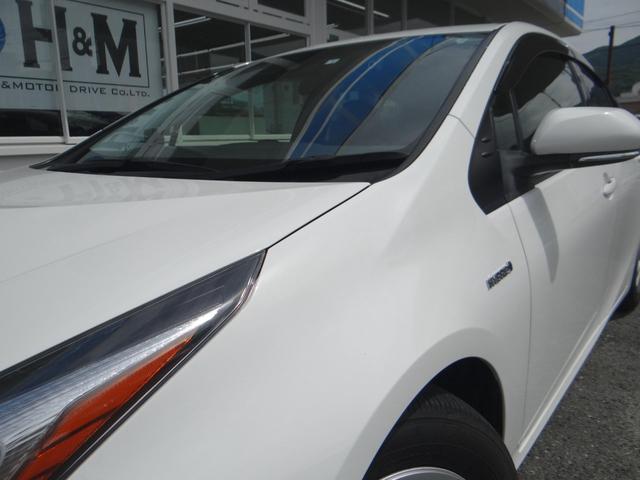 プリウス Ｓ　ＳＤナビ　地デジフルセグ　ハイブリッドバッテリーリビルド済　Ｂｌｕｅｔｏｏｔｈ　バックカメラ　ＥＴＣ車載器　スマートキー　盗難防止装置　オートエアコン（8枚目）