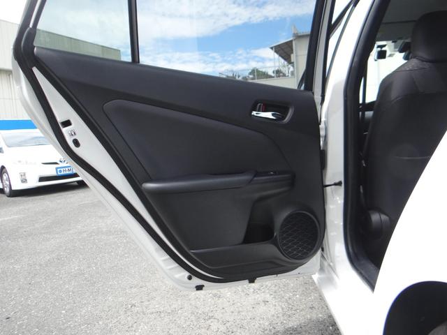 プリウス Ｓ　ＳＤナビ　地デジフルセグ　ハイブリッドバッテリーリビルド済　Ｂｌｕｅｔｏｏｔｈ　バックカメラ　ＥＴＣ車載器　スマートキー　盗難防止装置　オートエアコン（17枚目）