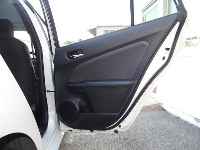 プリウス A SDナビ 地デジフルセグ ハイブリッドバッテリーリビルド済 バックカメラ ETC車載器 衝突被害軽減ブレーキ アダプティブクルーズコントロール レーンキープアシスト クリアランスソナー(12枚目)