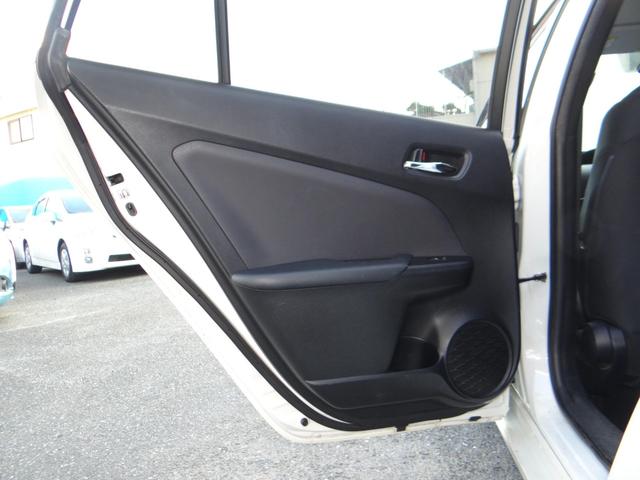 プリウス A SDナビ 地デジフルセグ ハイブリッドバッテリーリビルド済 バックカメラ ETC車載器 衝突被害軽減ブレーキ アダプティブクルーズコントロール レーンキープアシスト クリアランスソナー(17枚目)
