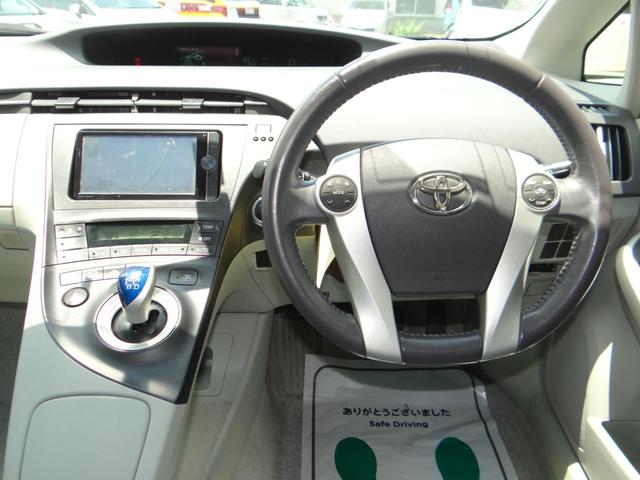 プリウス Ｓツーリングセレクション　ＳＤナビ　地デジフルセグ　ハイブリッドバッテリーリビルド済み　バックカメラ　Ｂｌｕｅｔｏｏｔｈ　ＥＴＣ車載器　スマートキー　盗難防止装置　アルミホイール（21枚目）