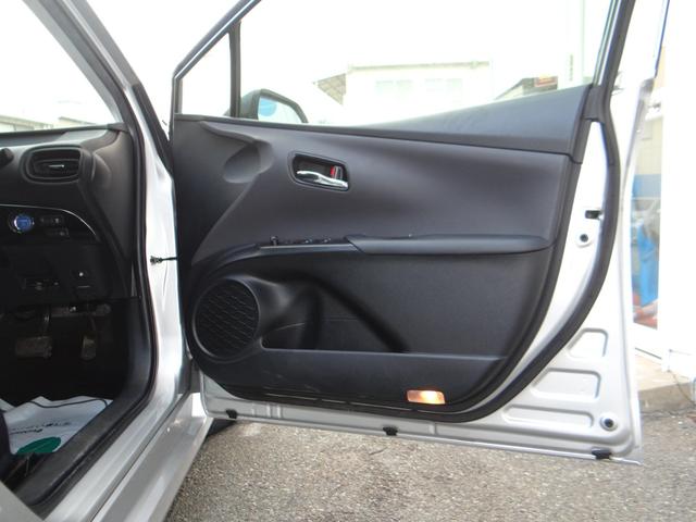 プリウス S SDナビ 地デジワンセグ ハイブリッドバッテリーリビルド済 ETC車載器 スマートキー アルミホイール バックカメラ 盗難防止装置 アイドリングストップ(10枚目)