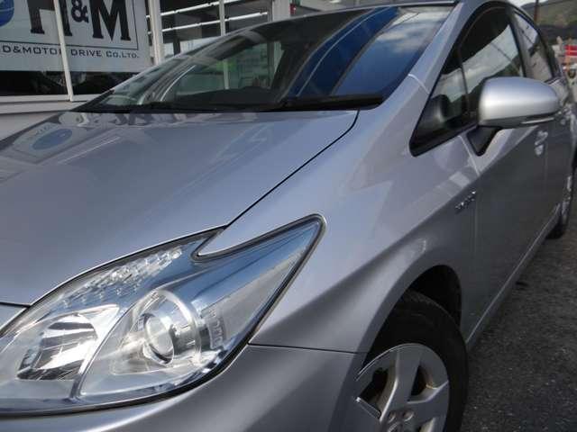 中古車の不安ポイントは「故障」ではないでしょうか？当店の物件には自社無料保証をお付けしております。また、もし故障した際にも専門店ならではのノウハウで適切に修理対応できる体制を整えております。