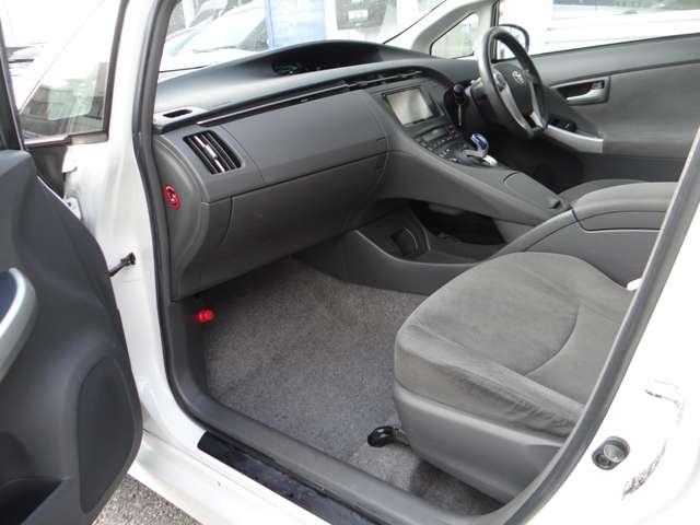 是非当店ホームページもご覧ください！【当店ホームページＵＲＬ】　ジャンル豊富な在庫ラインナップ！軽自動車、ミニバン、ＳＵＶ、セダン、コンパクト、当店展示場で見て比べてください。