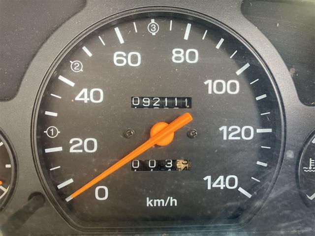 サンバートラック 　全塗装　４ＷＤ　マニュアル５速車　タイミングベルト交換済み　３方開　運転席エアバック　車検令和８年１０月まで　最大積載量３５０ｋｇ（9枚目）