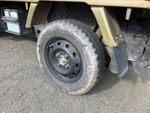 サンバートラック 　全塗装　４ＷＤ　マニュアル５速車　タイミングベルト交換済み　３方開　運転席エアバック　車検令和８年１０月まで　最大積載量３５０ｋｇ（20枚目）
