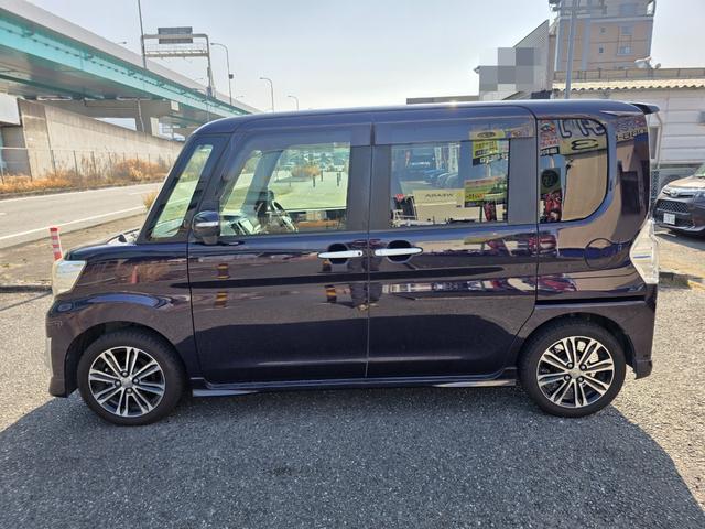 タント カスタムＲＳ　ＳＡ　純正ナビ　フルセグ　バックカメラ　両側パワースライドドア　オートエアコン　スマートキー　プッシュスタート　純正アルミホイール　　衝突安全ブレーキ　ステアリングスイッチ　ＥＴＣ　オートエアコン　ＵＳＢ（5枚目）