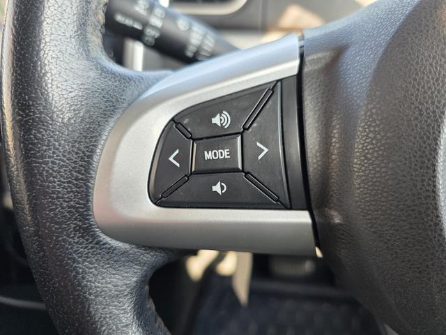 タント カスタムＲＳ　ＳＡ　純正ナビ　フルセグ　バックカメラ　両側パワースライドドア　オートエアコン　スマートキー　プッシュスタート　純正アルミホイール　　衝突安全ブレーキ　ステアリングスイッチ　ＥＴＣ　オートエアコン　ＵＳＢ（19枚目）