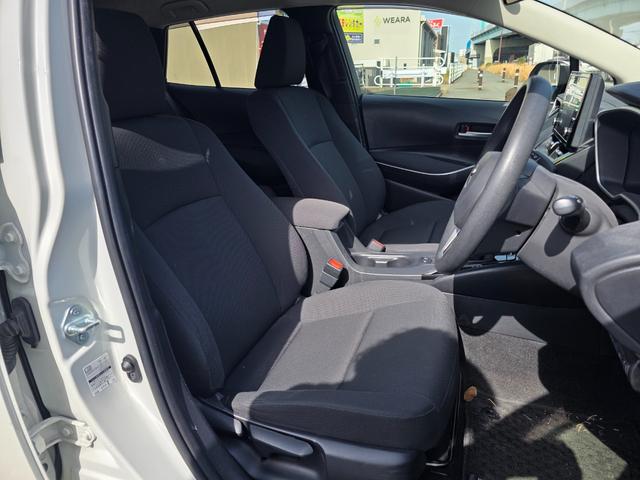 カローラツーリング ハイブリッド　Ｇ－Ｘ　プラス（9枚目）