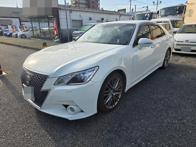 クラウン アスリートＧ　サンルーフ　黒本革シート　純正マルチナビ　純正アルミホイール　レーダクルーズコントロール　ドラレコ　レーザー＆レーダー　バックカメラ　スマートキー　プッシュスタート　ステアリングスイッチ　パワーシート（3枚目）