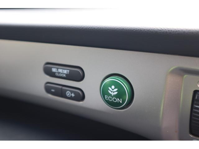 フリード Ｇ　ジャストセレクション　ＥＴＣ　バックカメラ　ナビ　ＴＶ　両側電動スライドドア　ＨＩＤ　スマートキー　電動格納ミラー　後席モニター　３列シート　ＣＶＴ　ＣＤ　ＤＶＤ再生　ＵＳＢ　ミュージックプレイヤー接続可（22枚目）