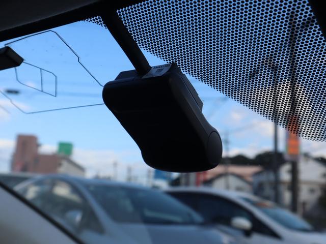 プリウス S セーフティセンスパッケージ 純正ナビ TV BT ETC LEDヘッドライト ドラレコ トヨタセーフティセンス(21枚目)