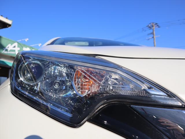 ノート ｅ－パワー　メダリスト　ナビ　全方位カメラ　エアロ　ハーフレザーシート　デジタルインナーミラー（13枚目）