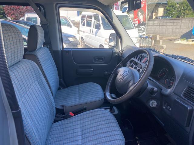 少しでも気になるお車がございましたら、無料電話００７８−６０４１−０２５５までお気軽にご連絡下さい。