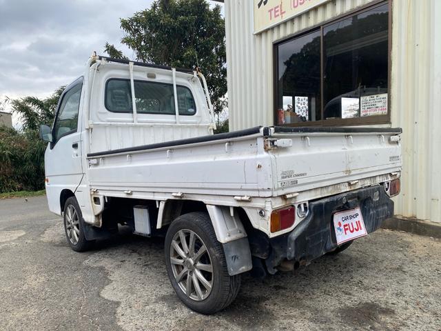 ���X�͔N�����x�Ō��C�ɉc�Ƃ��Ă���܂��I�����A�E�g���b�g���[�����炨�ԂŖ�T���قǂ̏ꏊ�ɂ������܂��B���Ԃɂ��āA�ǂ�Ȃ��Ƃł����\�ł��̂ŁA���C�y�ɂ�������肭�������B���҂����Ă���܂��B