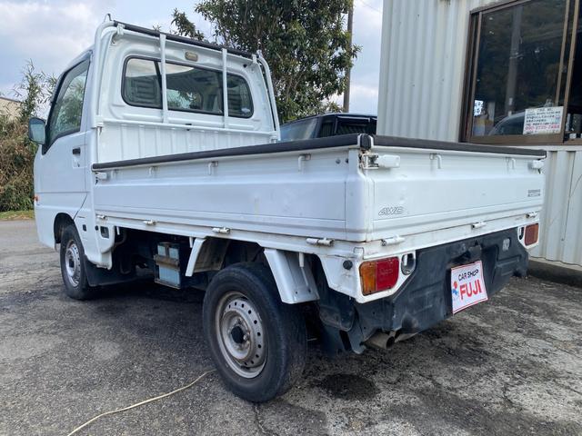 サンバートラック ＴＢ・４ＷＤ・エアコン・５速マニュアル　４ＷＤ・エアコン・３方開・５速マニュアル（4枚目）