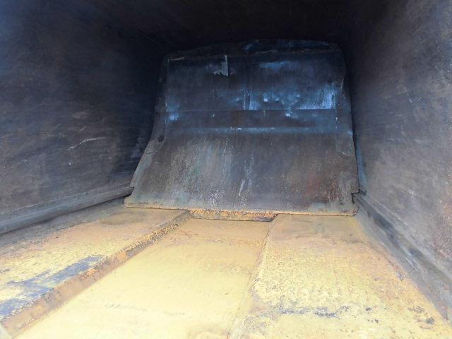 エルフトラック ワイド　３Ｔ　パッカー車　プレス式　塵芥車　６．９立米　連続動作（8枚目）