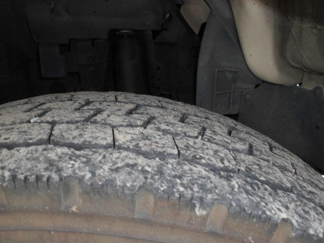 エルフトラック ワイド　３Ｔ　パッカー車　プレス式　塵芥車　６．９立米　連続動作（20枚目）