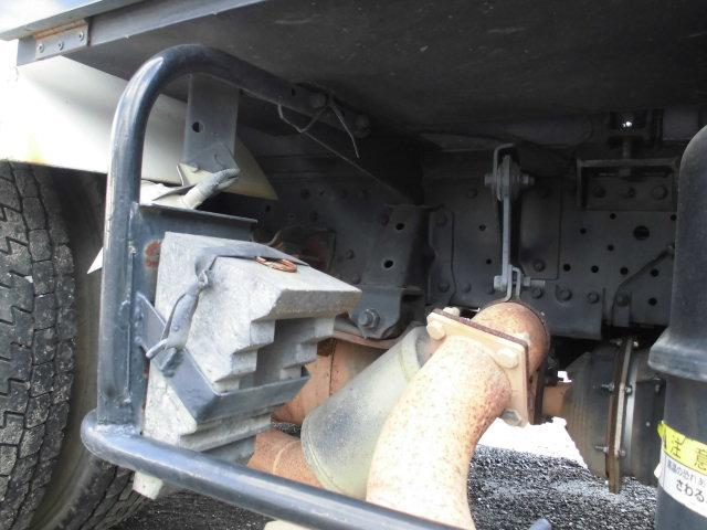 エルフトラック ワイド　３Ｔ　パッカー車　プレス式　塵芥車　６．９立米　連続動作（21枚目）