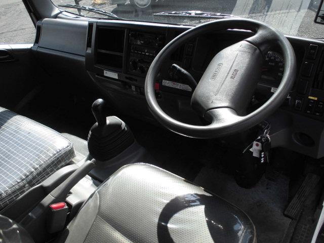 エルフトラック ワイド　３Ｔ　パッカー車　プレス式　塵芥車　６．９立米　連続動作（28枚目）