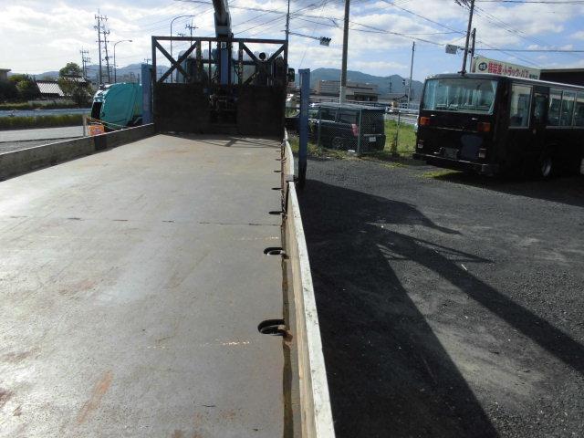 プロフィア ２５Ｔ　４段クレーン　ハイジャッキ　ラジコン　２デフ　ウインチ付　１２．６Ｔ積載　フックイン付（7枚目）