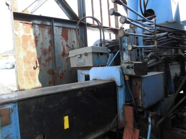 プロフィア ２５Ｔ　４段クレーン　ハイジャッキ　ラジコン　２デフ　ウインチ付　１２．６Ｔ積載　フックイン付（12枚目）