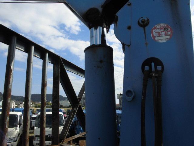 プロフィア ２５Ｔ　４段クレーン　ハイジャッキ　ラジコン　２デフ　ウインチ付　１２．６Ｔ積載　フックイン付（14枚目）