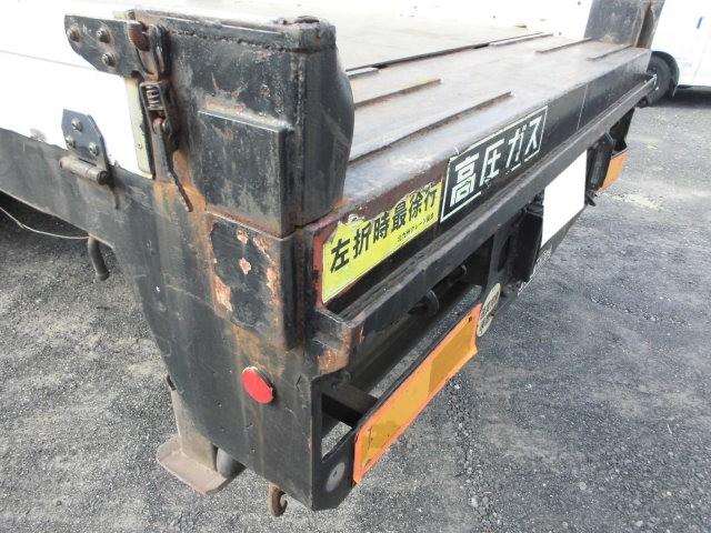 プロフィア ２５Ｔ　４段クレーン　ハイジャッキ　ラジコン　２デフ　ウインチ付　１２．６Ｔ積載　フックイン付（24枚目）