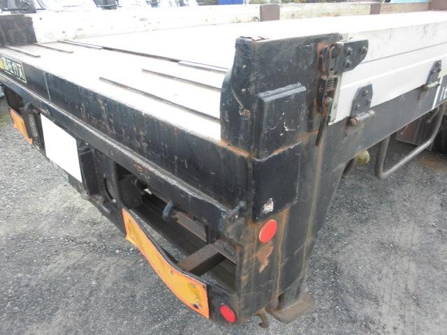 プロフィア ２５Ｔ　４段クレーン　ハイジャッキ　ラジコン　２デフ　ウインチ付　１２．６Ｔ積載　フックイン付（25枚目）