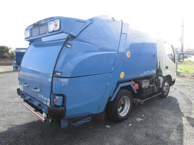 デュトロハイブリッド ２ｔ　パッカー車　回転式　ダンプ式　塵芥車　巻き込み式（4枚目）