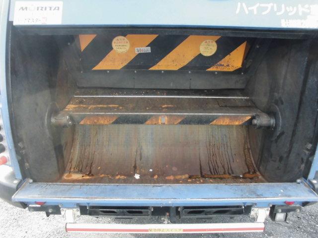 デュトロハイブリッド ２ｔ　パッカー車　回転式　ダンプ式　塵芥車　巻き込み式（6枚目）
